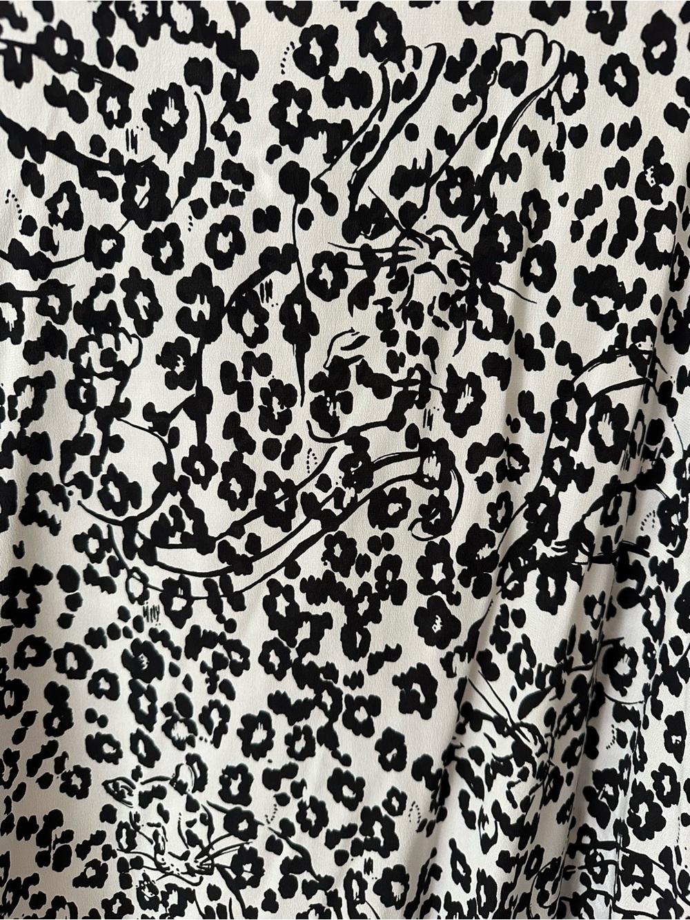 Lilly Pulitzer Black and White Leopard Print Button-Up - Picture 5 of 10